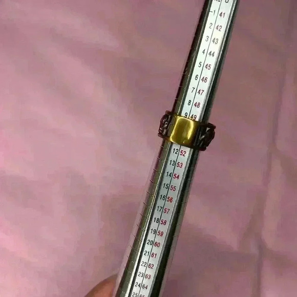 Sterling silver ring - Picture 2 of 2